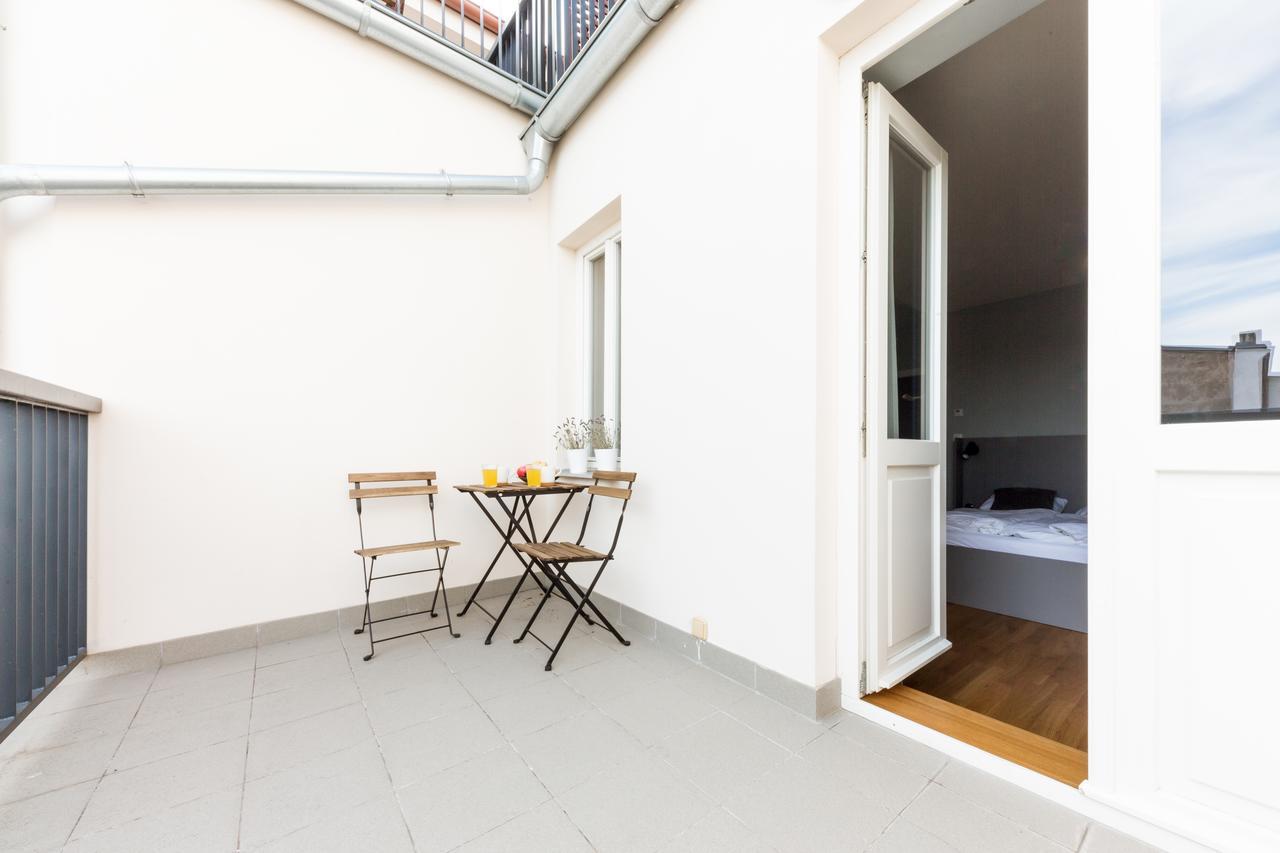 Prague Days - Sunny Riverside Apartments With Terraces Extérieur photo