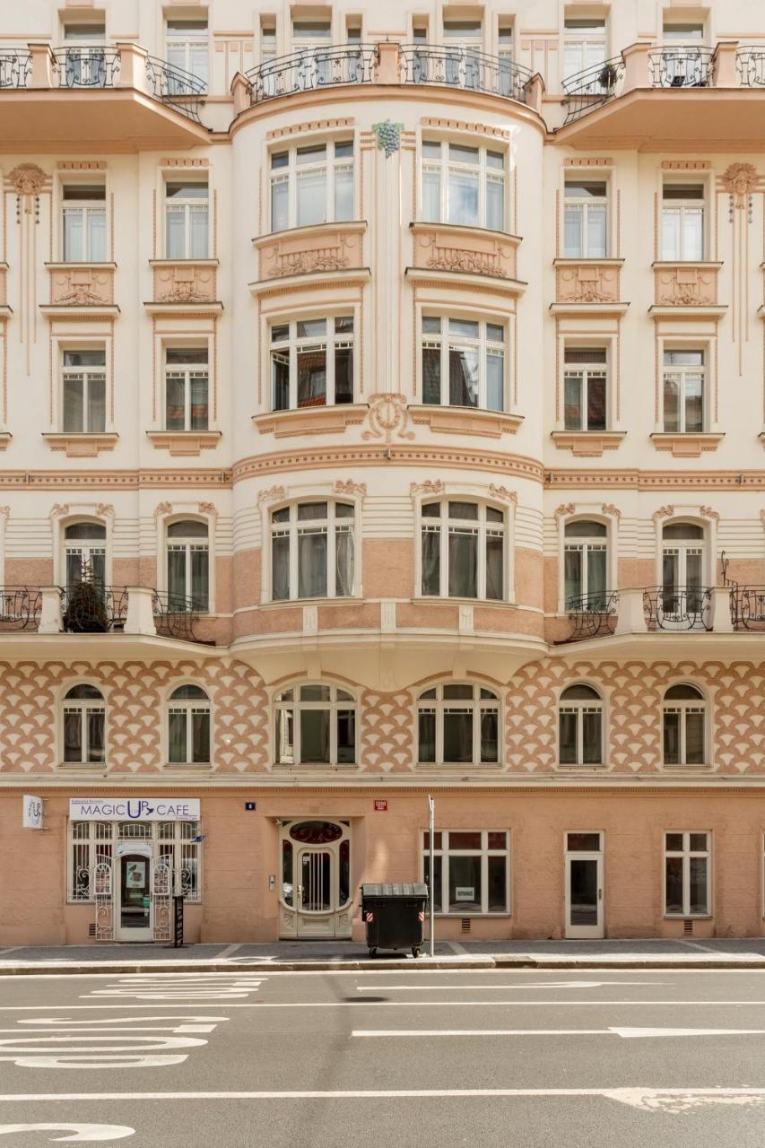 Prague Days - Sunny Riverside Apartments With Terraces Extérieur photo